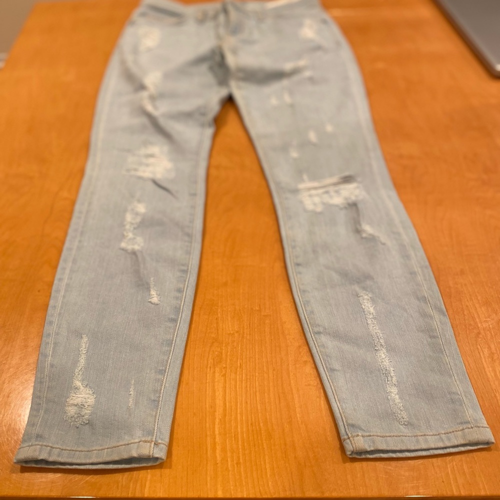 Current/Elliott Light Blue Distressed Skinny Jeans